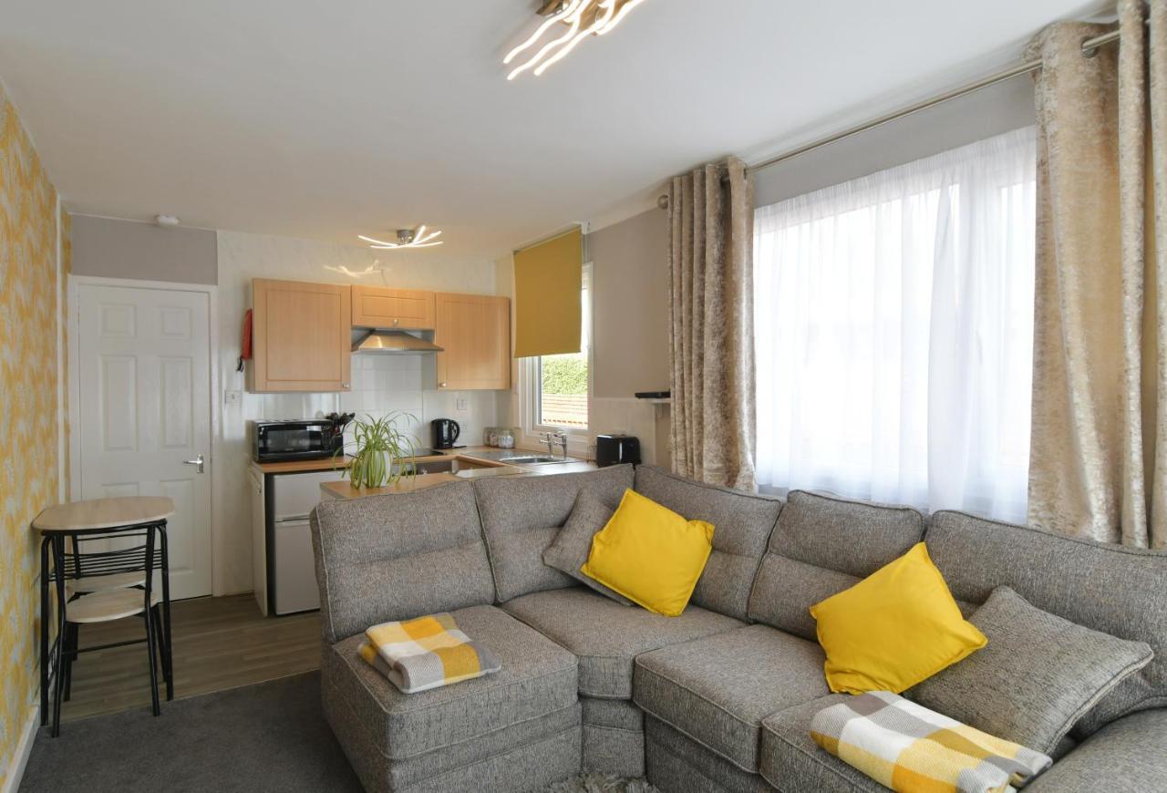 Lovely 2 Bed Chalet In Bridlington Free Electric Exterior photo